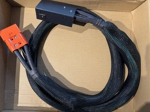 SRYLOPT8 - APC Smart-UPS Modular Ultra 8 Ft. Battery Cable Extension - Afbeelding 1 van 11