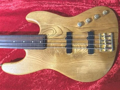 Bajo eléctrico BLADE LEVINSON JASS BASS FLETLESS Foto 1 de 4