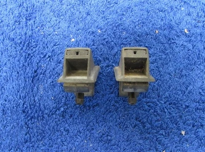 Bicos fluidos para lavadora de para-brisa 1981 - 1993 Dodge Ram D150 D250 D350 W150 W250 W - Imagem 1 de 4