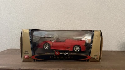 Burago 1965 Ferrari 250 le Mans Diecast Car (Red) 1:18 Made In Italy - Image 1 of 4