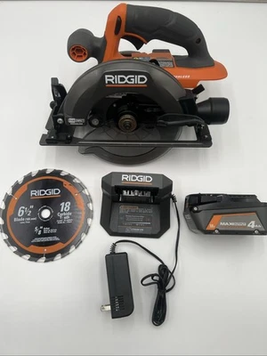 Serra circular RIDGID R8656B 18v subcompacta sem escova 6-1/2” com bateria 4ah MAX - Imagem 1 de 4