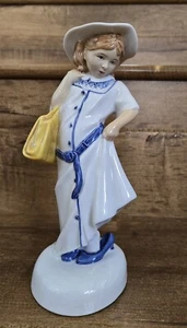 VTG 1981 Royal Doulton Childhood Days Dressing Up Figurine Hand Made & Decorated - Picture 1 of 16