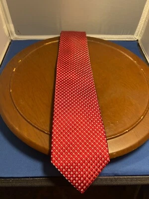 Corbata a lunares 100 % seda roja para hombre Van Heusen protector contra manchas Foto 1 de 4
