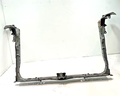 Conjunto de soporte de radiador con soportes laterales Lexus NX300 2018-2021 OEM Foto 1 de 4