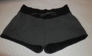 Lululemon Blissed Out Shorts Women’s Heathered Black 4 - Picture 1 of 2