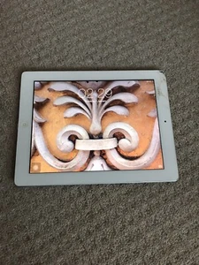 Apple iPad 2 Gen A1395 - 16GB, Wi-Fi 9.7in :) - Picture 1 of 9