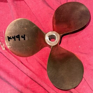 Hélice intraborda Hyde 10 x 11 izquierda 3 hojas bronce diámetro 0,75"" (K494 - Imagen 1 de 2