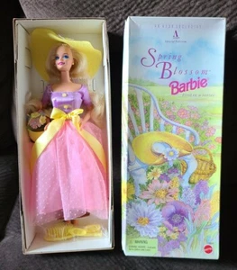 Avon Special Edition Spring Blossom Barbie Doll First in the Series 1995 - Picture 1 of 10