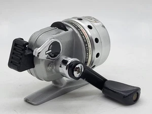 Daiwa MINICAST Closed Face Spinning Reel, 4.1: 1, Excellent Cond Made In Japan - Picture 1 of 9