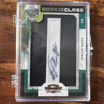 2009 Donruss Threads Rookie Class Auto Vontae Davis /275 - I - Image 1 of 2