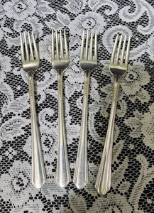 👌SET BESTEHEND AUS 4 um 1929 CHARMMUSTER VERSILBERT "7 5/8" GITTER/VIANDE GABELN 🥩 - Bild 1 von 6