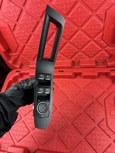 Ford Explorer 2021 Left Hand Switch El. Window Regulator LB5B-14B133-A - Picture 1 of 13