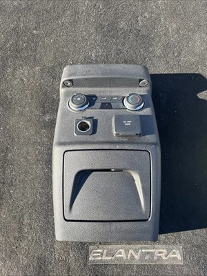 Ford Explorer 2014 unidad de control de temperatura trasera con bisel BB5T19980BC Foto 1 de 4