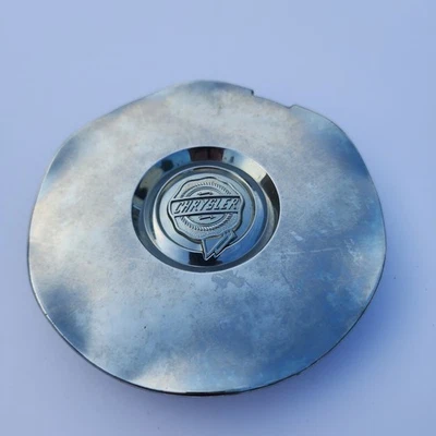 2001-2005 Chrysler PT Cruiser tampa central cromada 05272891AA 6 raios aro 16" - Imagem 1 de 4