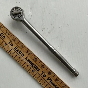 Unbranded 1/2" Drive Chrome Ratchet - Picture 1 of 2