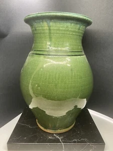 Vintage Evan Jon Designer Studio Art Pottery Green Vase - Picture 1 of 7