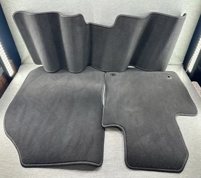 Juego de 3 alfombrillas negras GMC TERRAIN 84265145 - OEM GM 2018-2024 Foto 1 de 4