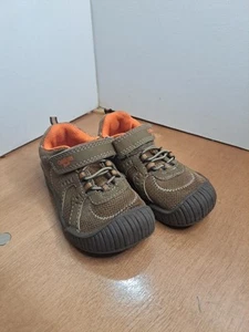 Oshkosh B'gosh Boys' Shoes Sneakers Brown Orange Size 8 Straps - Picture 1 of 7
