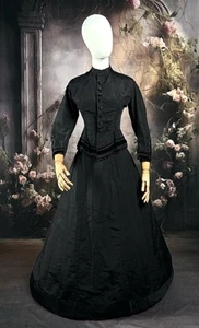 Victorian Dress 1890 Black Mourning 3pc Set, Silk & Lace Top & Skirts Sz M/L - Picture 1 of 22