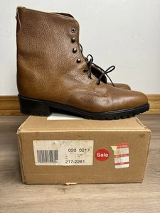 Brand New Women’s Vintage Made in USA Eddie Bauer Hiking Boots Size 11M - Picture 1 of 9