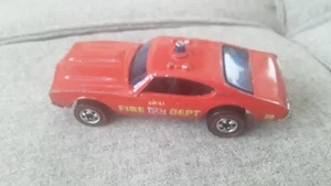 Hot Wheels Redline 1975 Fire Chief 442 Dept. Car - Picture 1 of 9