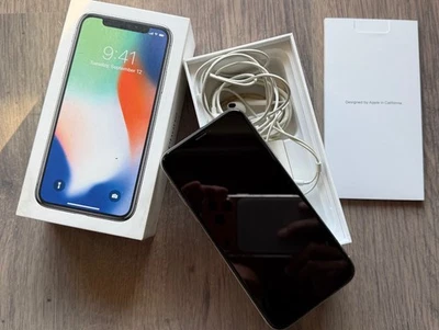 Apple iPhone X - 64GB - Silber (Ohne Simlock) in OVP,Topzustand,mit Zubehörpaket - Bild 1 von 4