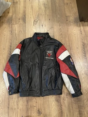 Vintage 90’s Pro Player Chicago Bulls NBA Basketball Leather Jacket Size XL - Image 1 of 4