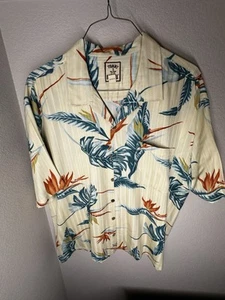 Vintage Tommy Bahama Herren XL mehrfarbig Blumenmuster Hawaii Knopfleiste 100 % Seide - Bild 1 von 3