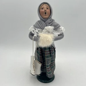 VINTAGE 1995 BYERS CHOICE CAROLER WOMAN WITH FIGURE SKATES LIMITED 7/100 -13" - Picture 1 of 16