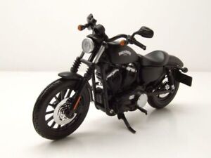 Harley Davidson Sportster de Fer 883 2014 Noir Mat Modèle de Moto 1:12 Maisto