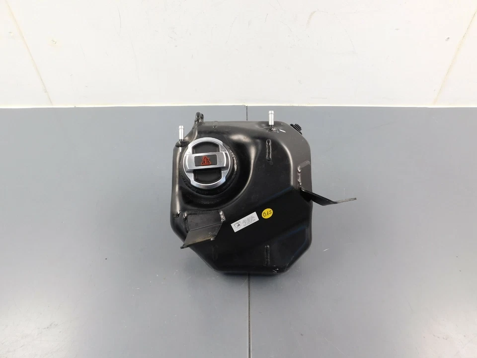 2018 Lamborghini Aventador S LP740-4 бак резервуара охлаждающей жидкости #6651 Z1 - Изображение 1 из 4