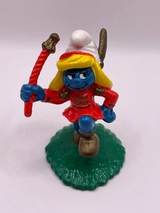 Vintage Smurfs Figure McDonalds Schleich Majorette Smurfette Peyo 96 - Picture 1 of 3