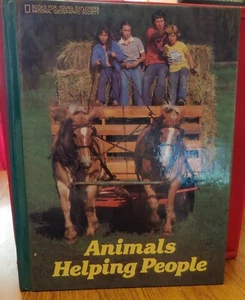 Animals Helping People 1983 Hardcover Suzanne Venino preowned good condition - Picture 1 of 6