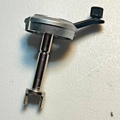 Оригинальная деталь рукоятки перемотки Minolta XG-A подходит для серий XG, X-300, X-500 - Изображение 1 из 4