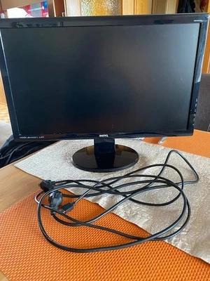 BenQ GL2450HM 61 cm (24 Zoll) 16:9 LED LCD Monitor - Schwarz - Bild 1 von 4