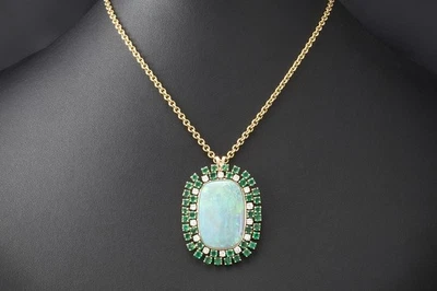 Großer ovaler Anhänger mit Opal Smaragd und Diamanten in 750er Gelbgold Schmuck - Bild 1 von 4