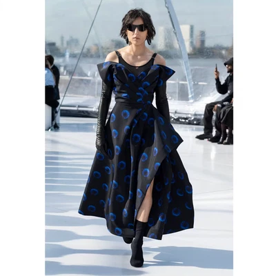 $4690 Alexander McQueen 2023 Black Blue Iris Illusion Pleated Midi Dress IT 44/8 - Image 1 of 4