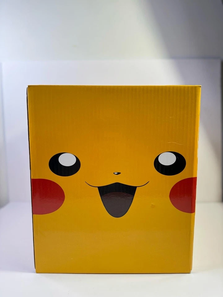 GINORMO MODELO PIKACHU REALISTA NEGRO ¡Tamaño Real Alto! Figura 1/1 Pokemon ESTATUA Foto 1 de 4