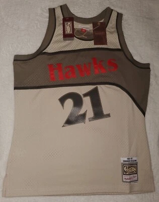 Camiseta deportiva Mitchell & Ness Astro Swingman 1986 Dominique Wilkins Hawks talla grande Foto 1 de 4