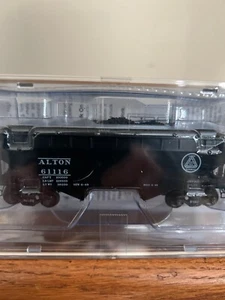 HO-KADEE-50 TON OFFSET OPEN HOPPER-CHICAGO-ALTON#61116-NEW IN BOX-SEALED - Picture 1 of 5