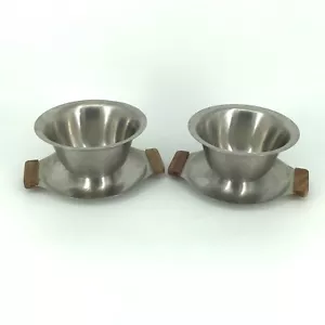 Vintage Stainless Steel Bowls Attached Plate Wood Handles 18 8 Japan Set of 2 - Picture 1 of 17