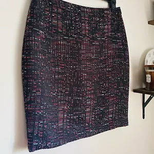 Loft Ann Taylor Women’s Boucle Pencil Skirt Sz 6 Lined Pink Black - Picture 1 of 8