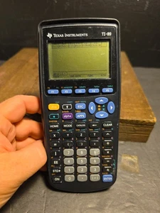 Texas Instruments TI-89 calcolatrice grafica portatile usata funzionante - Foto 1 di 6