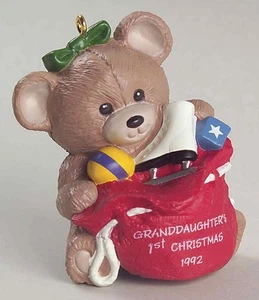1992 Hallmark Christmas Ornaments Granddaughter's 1st Christmas - No Box 918025 - Picture 1 of 1
