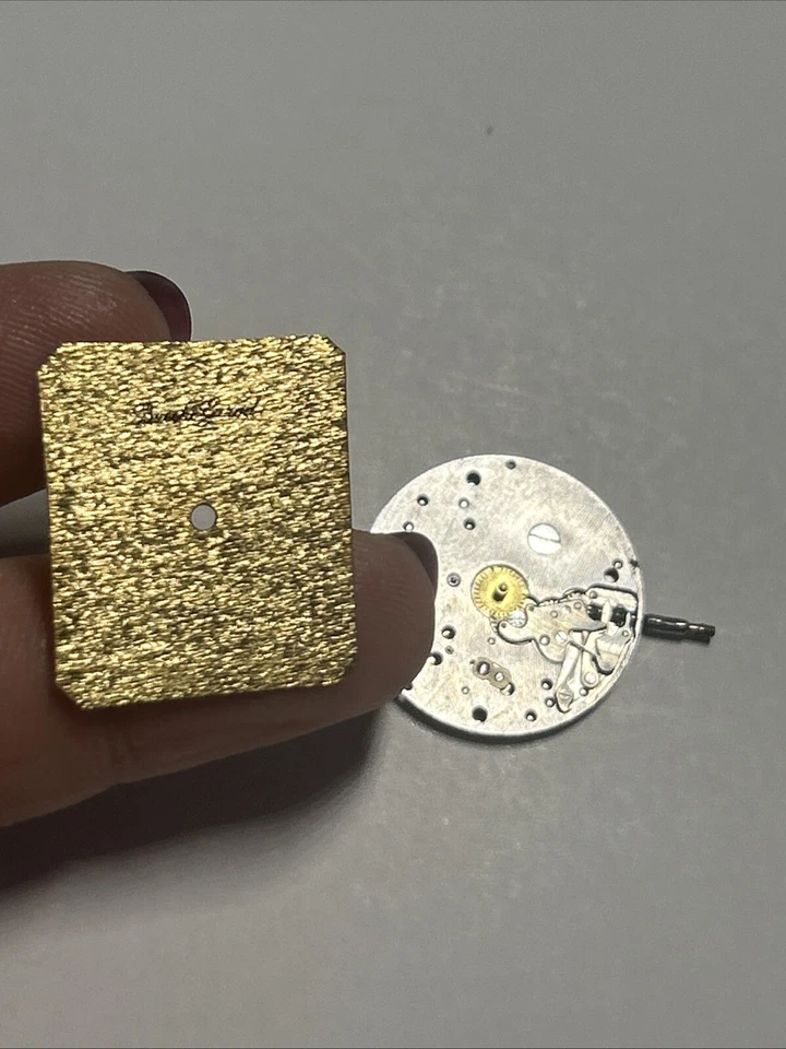 BUECHE GIROD Esfera Amarilla 18k Oro Ultra Delgado 17J 5 Posiciones  Foto 1 de 3