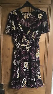 Brandneu Damen Dorothy Perkins schwarz Blumenmuster Kleid Größen 6-14 - Bild 1 von 4