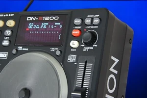Denon DJ DN-S1200 single Portable CD/MP3 USB Player MIDI Controller Tested - Picture 1 of 5