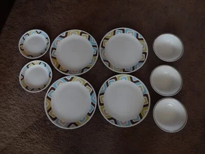 9 CORELLE ''SQUARED'' GEOMETRIC DISH LOT, DINNER & SALAD PLATES & CEREAL BOWLS - Picture 1 of 20