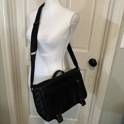 Coach Gunmetal Black Track Crossbody Bag Messenger Unisex Excellent Condition - Image 1 of 4