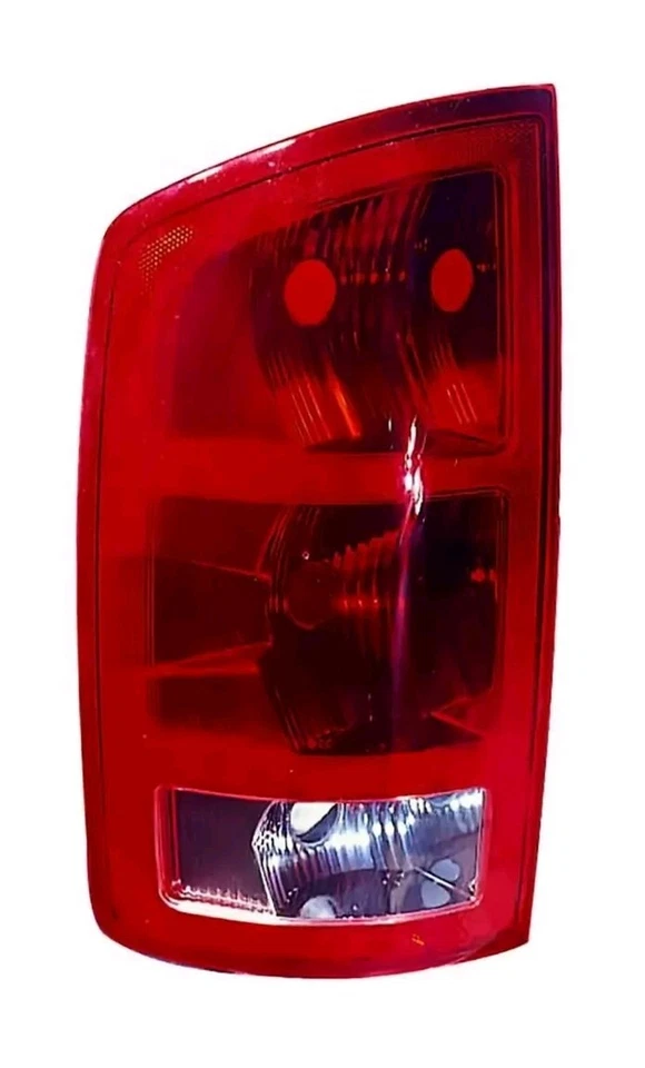 Conjunto de luz trasera Depo para 02-06 Dodge 1500 334-1906L-US Foto 1 de 3